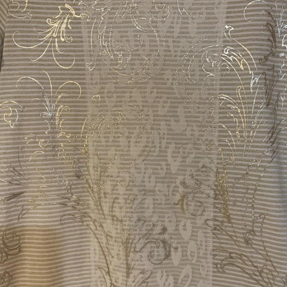 Zenergy by Chico’s Ivory/Gold 3/4 Sleeve Top sz 0